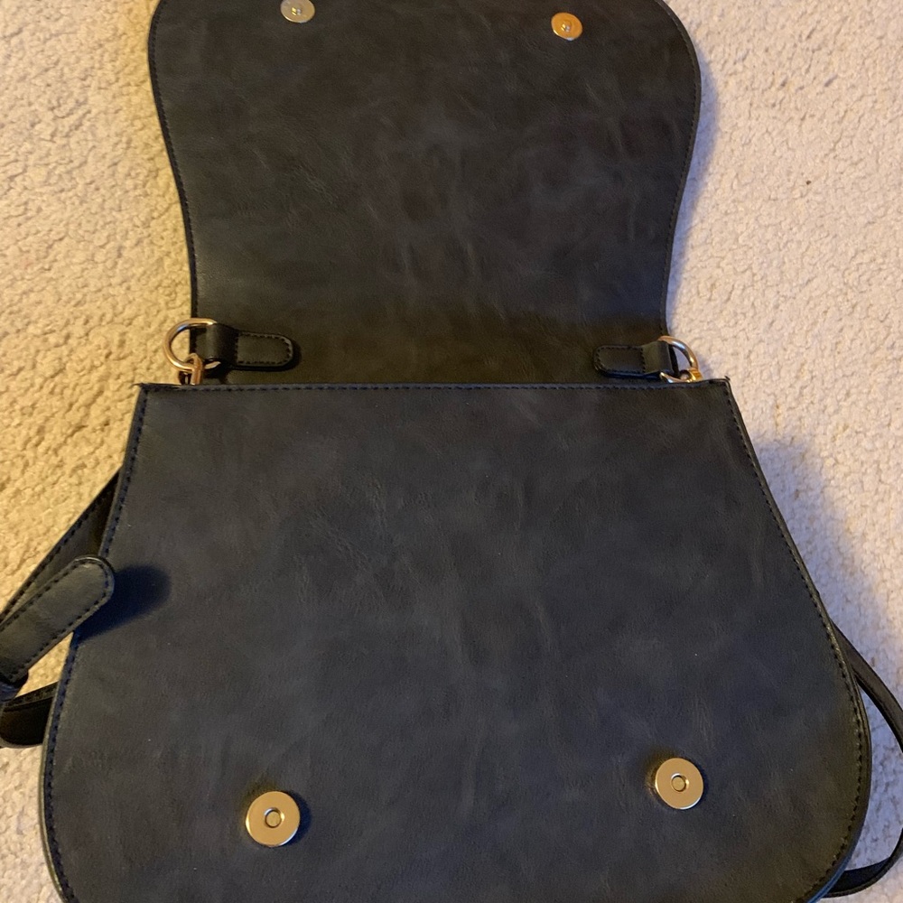 Urban Expressions Black Crossbody Bag